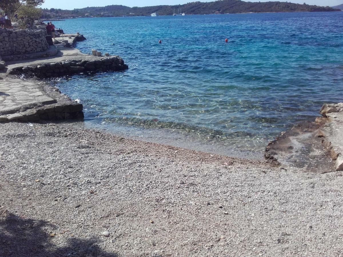 I&J Relaxing Beach Apartments Račišće 外观 照片