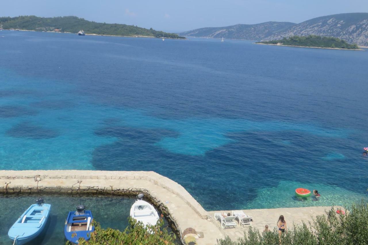 I&J Relaxing Beach Apartments Račišće 外观 照片